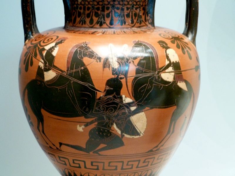 File:Thracian cavalrymen vs an armored Greek food soldier - Getty Villa Collection.jpg