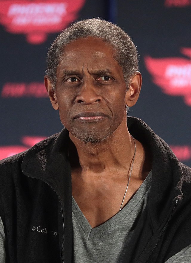 Tim Russ - Wikipedia