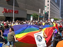 Toronto_Pride_Parade_2007.jpg