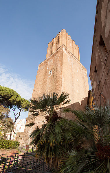 File:Torre delle Milizie, 2014-11-08.jpg