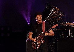 Rabin performing with Yes featuring ARW in 2017