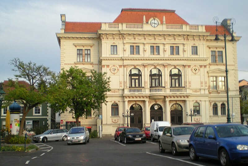 File:Tulln BH.jpg