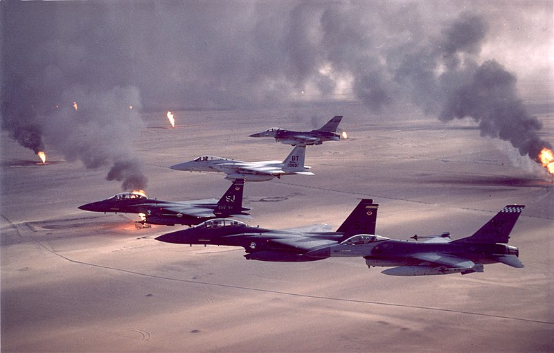 صورة:USAF F-16A F-15C F-15E Desert Storm pic.jpg