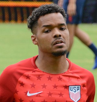 <span class="mw-page-title-main">Duane Holmes</span> American footballer (born 1994)