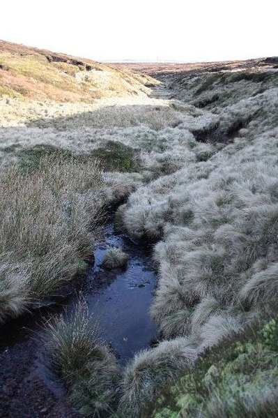 File:Upper end of Far Black Clough - geograph.org.uk - 328945.jpg