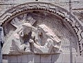 CUARTA ESTACIÓN. Jesús se encuentra con su Madre.