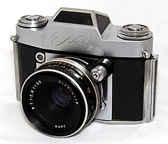 Vintage Ihagee Exa II 35mm SLR Film Camera, Made In Dresden, East Germany, Produced Between 1960 - 1963 (27498389575).jpg