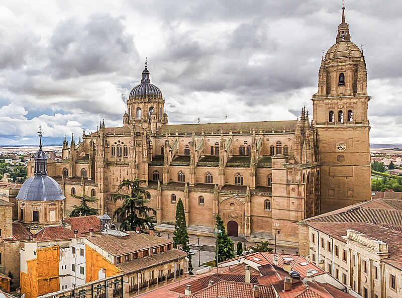 Refinamiento Ocupar descanso Catedral Nueva de Salamanca - Wikipedia, la enciclopedia libre