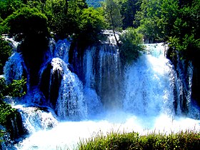 Waterfall on Una river in Martin Brod.jpg