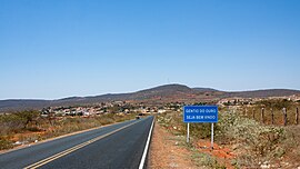 Uma das vias de acesso a cidade