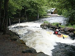 White Water Centre - geograph.org.inggris - 21119.jpg