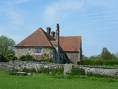 Wickham Manor seen from the 1066 Country Walk (geograph 3987053).jpg