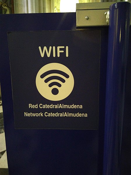 File:Wifi service in Almudena Cathedral.jpg