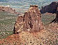 Wingate Pasir (lebih Rendah Jurassic; Monumen Kemerdekaan, Monumen Canyon, Colorado Monumen Nasional, Colorado, USA) 1 (23968808032).jpg