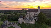 Zamek Bobolice o zachodzie słońca