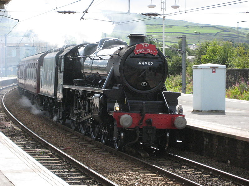 File:'Black Five' 44932 at Skipton.JPG