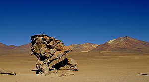 Árbol de Piedra - Bolivia.jpg