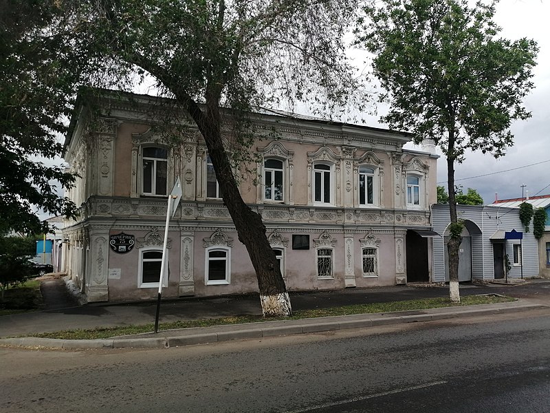 File:Дом жилой городской усадьбы. Чичерина, 75 1.jpg