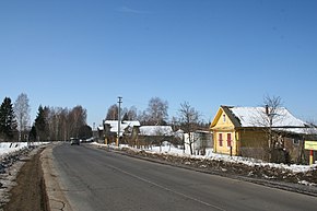 Вид на деревню с дороги Р-104