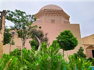 مدرسه ضیائیه: پیشینه, معماری, زندان اسکندر در متون تاریخی