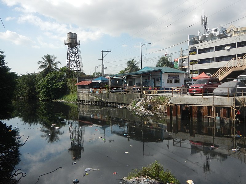 File:0081jfPedestrian footbridge Puregold Tayuman Juan Luna Bridge Estero de la Reina C-19 Capulong Pritil Tondo Manilafvf.jpg