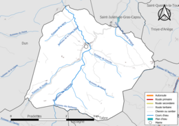 Carte en couleur présentant le réseau hydrographique de la commune