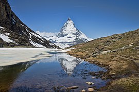 Matterhorn set fra østlige side i Schweiz