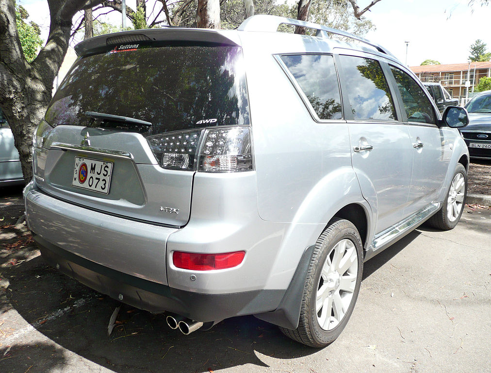 File20072009 Mitsubishi Outlander (ZG) VRX Luxury 02