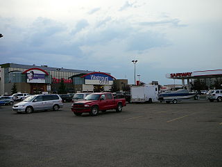 <span class="mw-page-title-main">Westmount Centre</span> Shopping mall