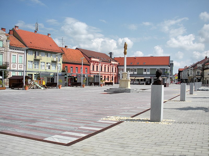 File:20100819-Ljutomer-Hauptplatz-Slovenija.jpg