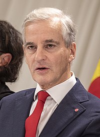 Nykyinen pääministeri Jonas Gahr Støre valokuvattuna vuonna 2021