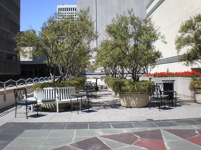 File:343 Sansome St. roof garden, SF 2.JPG