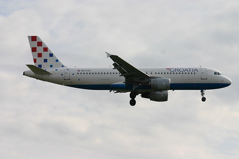 File:9A-CTJ Airbus A320 Croatia (14141530922).jpg