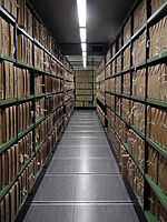 A_corridor_of_files_at_The_National_Archives.jpg