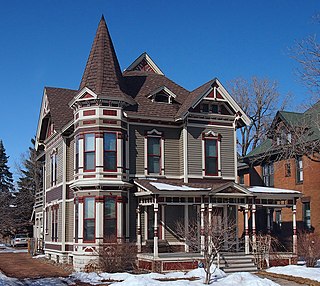 <span class="mw-page-title-main">Adolf Muench House</span> Historic house in Minnesota, United States