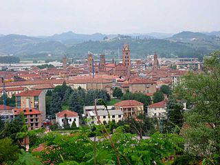 <span class="mw-page-title-main">Alba, Piedmont</span> Town in Piedmont, Italy