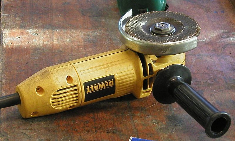 What is an Angle Grinder Used for? Here's 7 Handy Uses