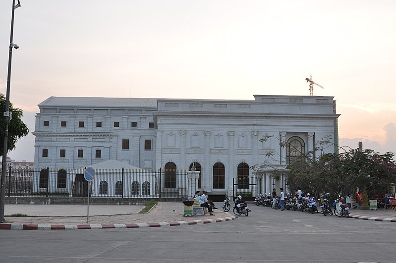 File:Assembly Hall in PP Koh Pich Diamond Island district (14249245072).jpg