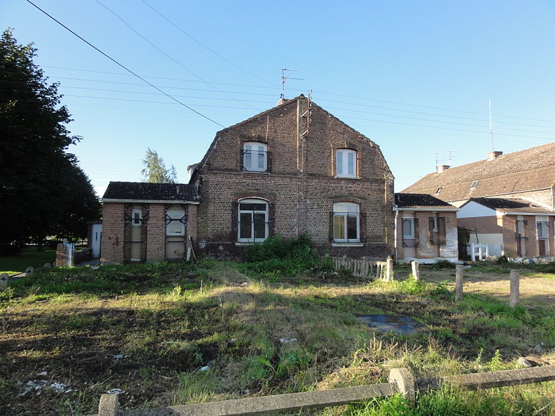 File:Auberchicourt - Cités de la fosse Sainte Marie des mines d'Aniche (32).JPG