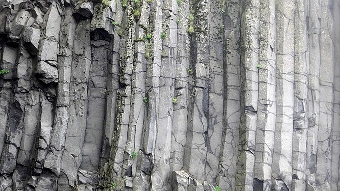 Basalt bei Dyrhólaey
