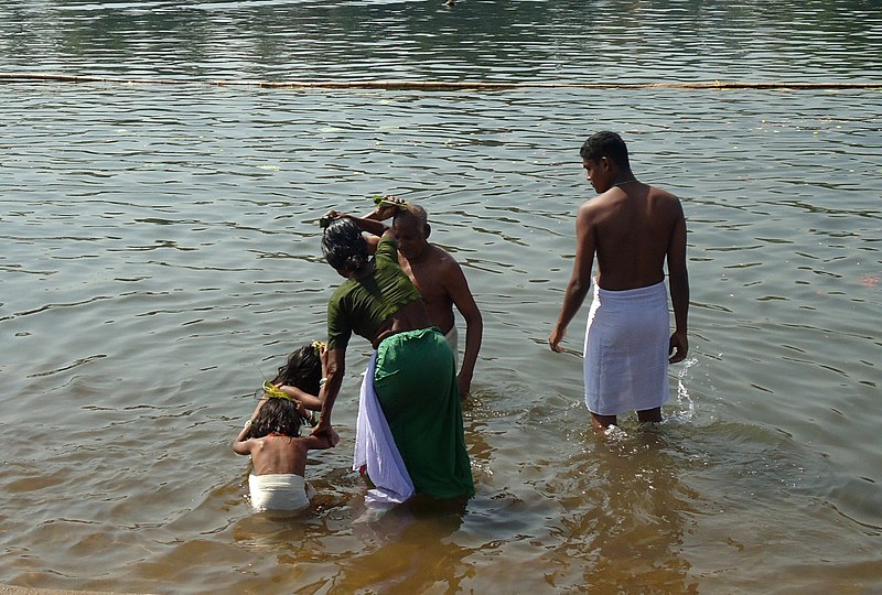 File:Bath After Bali Tharppanam.JPG