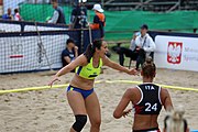 Deutsch: Beachhandball Europameisterschaften 2019 (Beach handball Euro); Tag 3: 4. Juli 2019 – Frauen, Hauptrunde Gruppe II, Ukraine-Italien 2:0 (20:16, 20:16) English: Beach handball Euro; Day 3: 4 July 2019 – Women Main Round Group II – Ukraine-Italy 2:0 (20:16, 20:16)