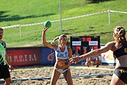 Deutsch: Beachhandball Europameisterschaften 2019 (Beach handball Euro); Tag 4: 5. Juli 2019 – Frauen, Viertelfinale, Niederlande-Griechenland 2:1 (25:12, 18:24, 7:6) English: Beach handball Euro; Day 4: 5 July 2019 – Quarter Final Women – Netherlands-Greece 2:1 (25:12, 18:24, 7:6)