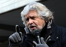 Beppe Grillo - Trento 2012 04.JPG