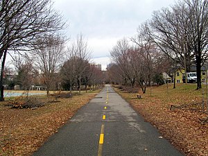 Пътека Bluemont Junction в Fields Park, януари 2017.JPG