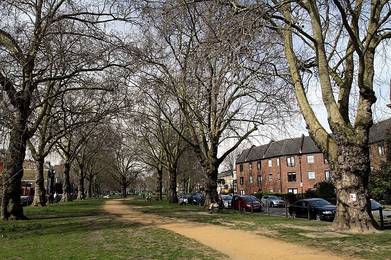 File:Brook Green Park in London in spring 2013 (4).JPG