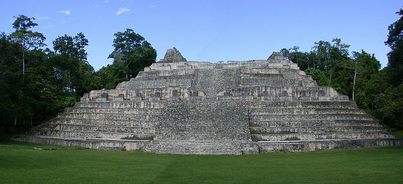 File:Caracol-Temple.jpg