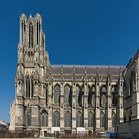 S. 47 - Reims, Kathedrale, Langhaus Obergaden um 1240 (auch zu S. 49)