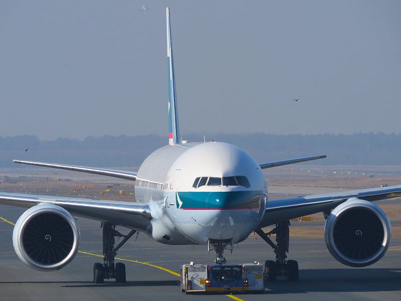 File:Cathay Pacific, Boeing 777-367(ER), B-KQI (13056430084).jpg