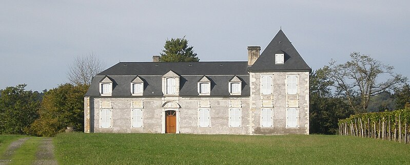 File:Chateau de Navailles à Aubertin zoom.jpg